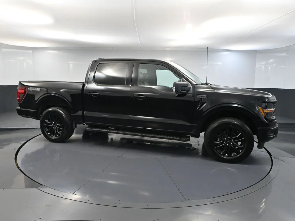 2024 Ford F-150 XLT - Photo 4