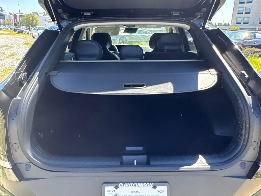 New 2025 Black Kia Light image 18
