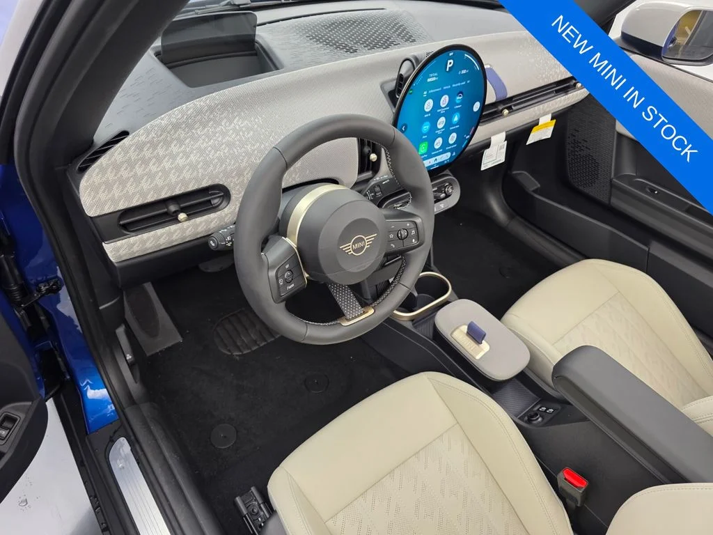 New 2026 Blue MINI Signature Plus image 11