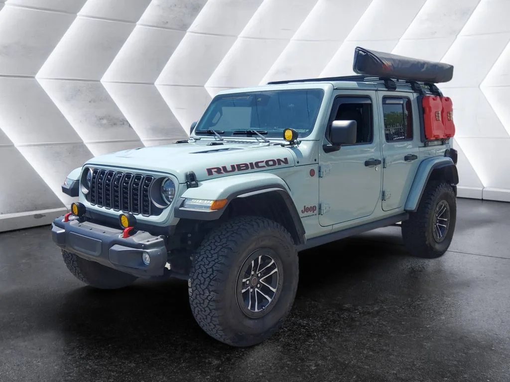 Used 2024 Gray Jeep Rubicon X image 3