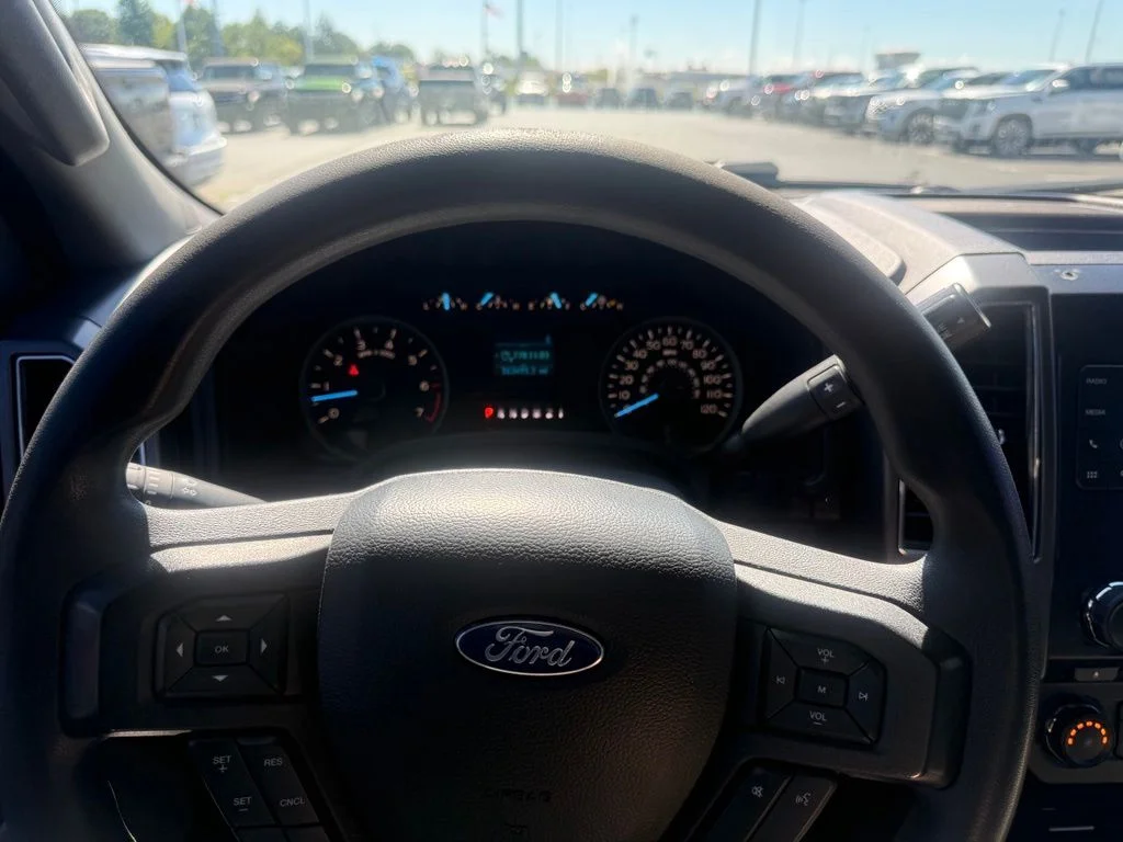 Used 2018 White Ford XLT image 21