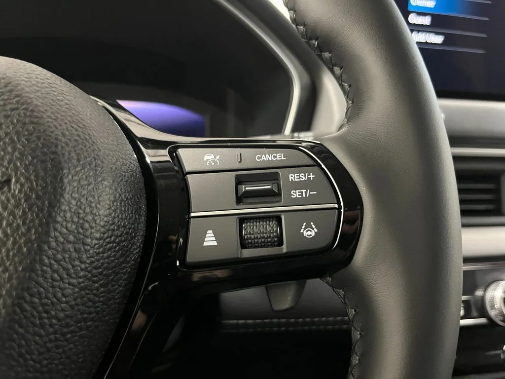 New 2026 Platinum White Pearl Honda Touring image 22