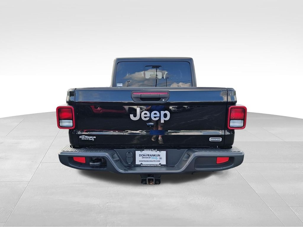 Used 2021 Black Jeep Overland image 4