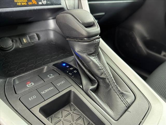 Certified Used 2020 SILVER SKY METALLIC Toyota  image 30