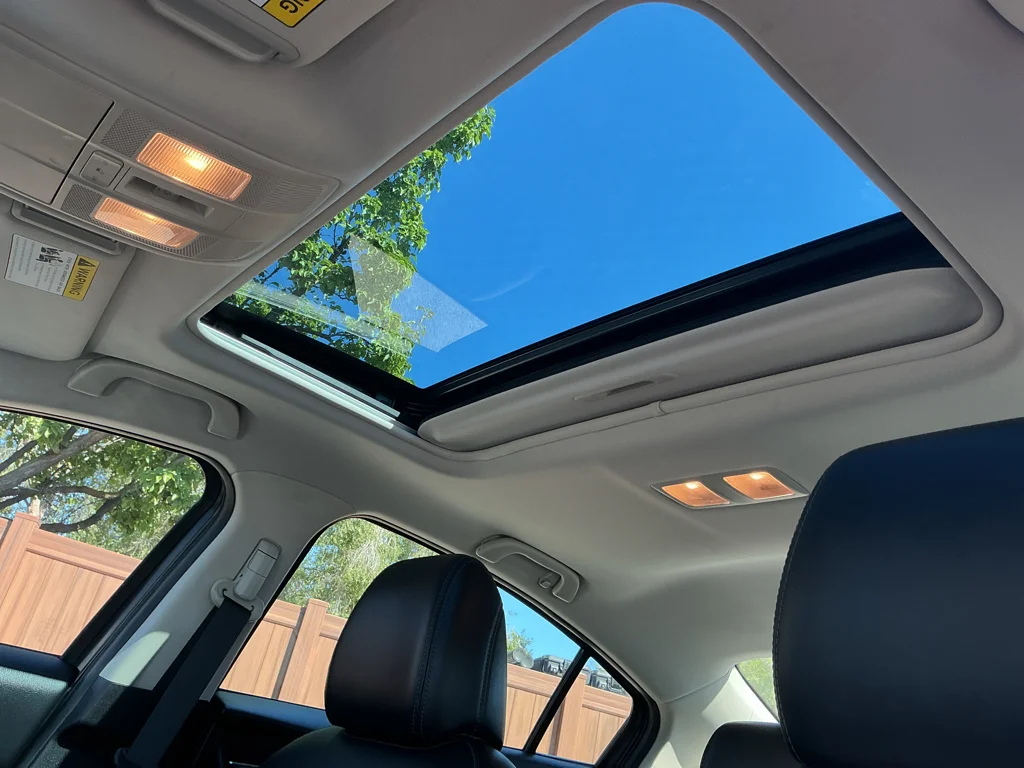 Used 2020 DEEP CRYSTAL BLUE Mazda Grand Touring Reserve image 17