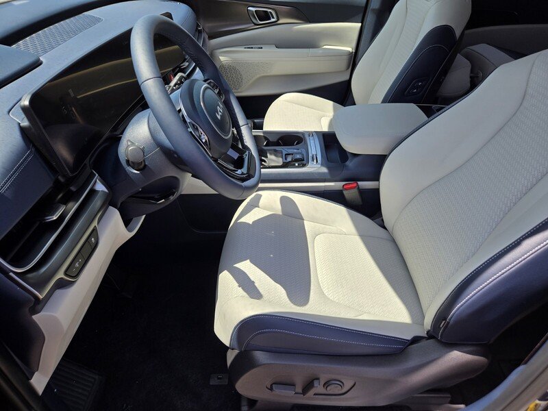 2026 Kia Carnival SX Prestige - Photo 6