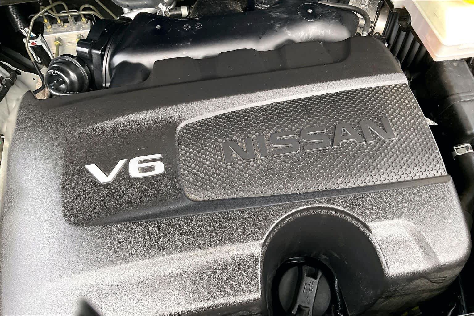 Used 2023 Super Black Nissan Platinum image 30