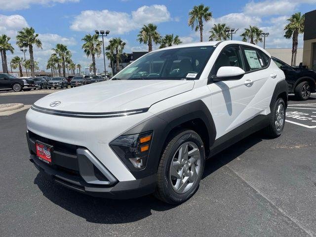 New 2026 White Hyundai SE FWD image 3