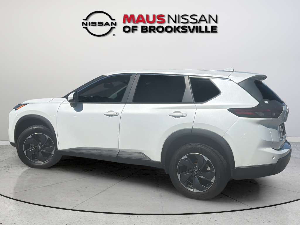 Certified Used 2024 White Nissan SV image 7