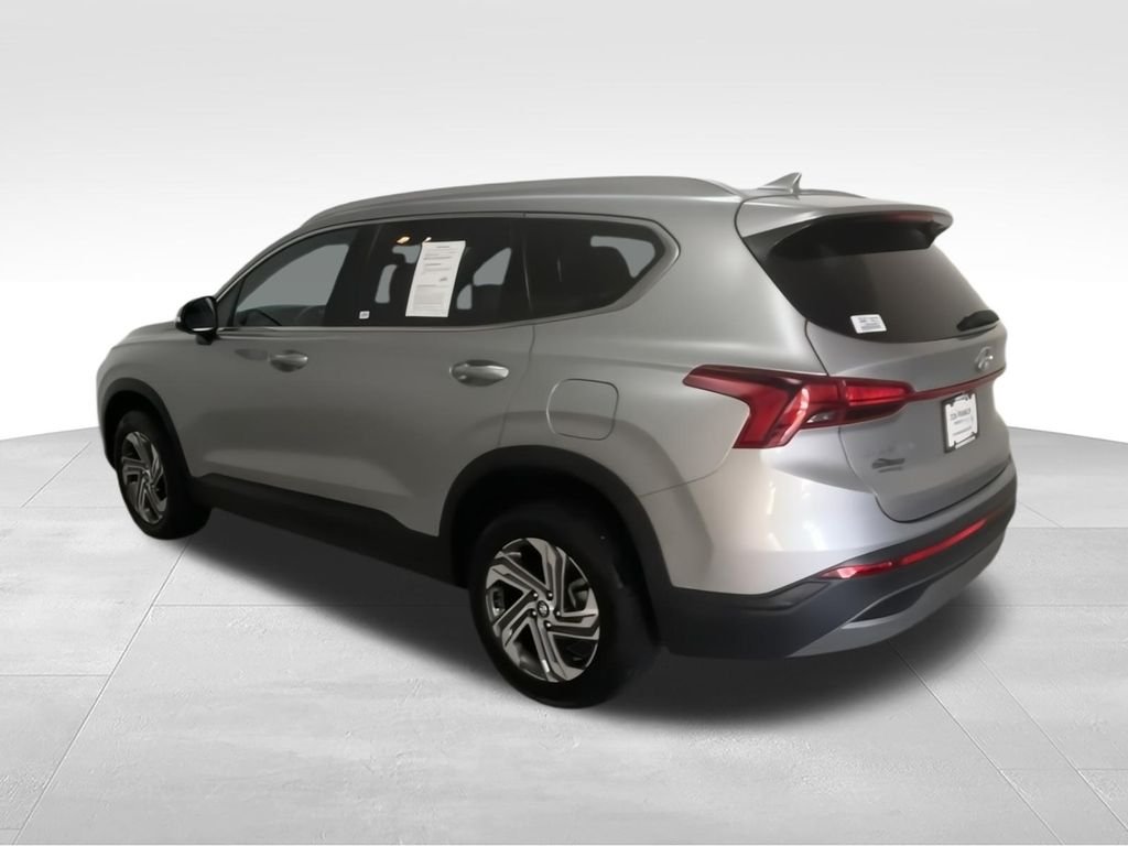 Used 2023 Silver Hyundai SEL image 3
