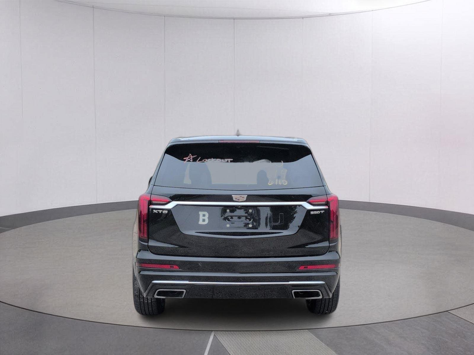 Used 2024 Stellar Black Metallic Cadillac Luxury image 4