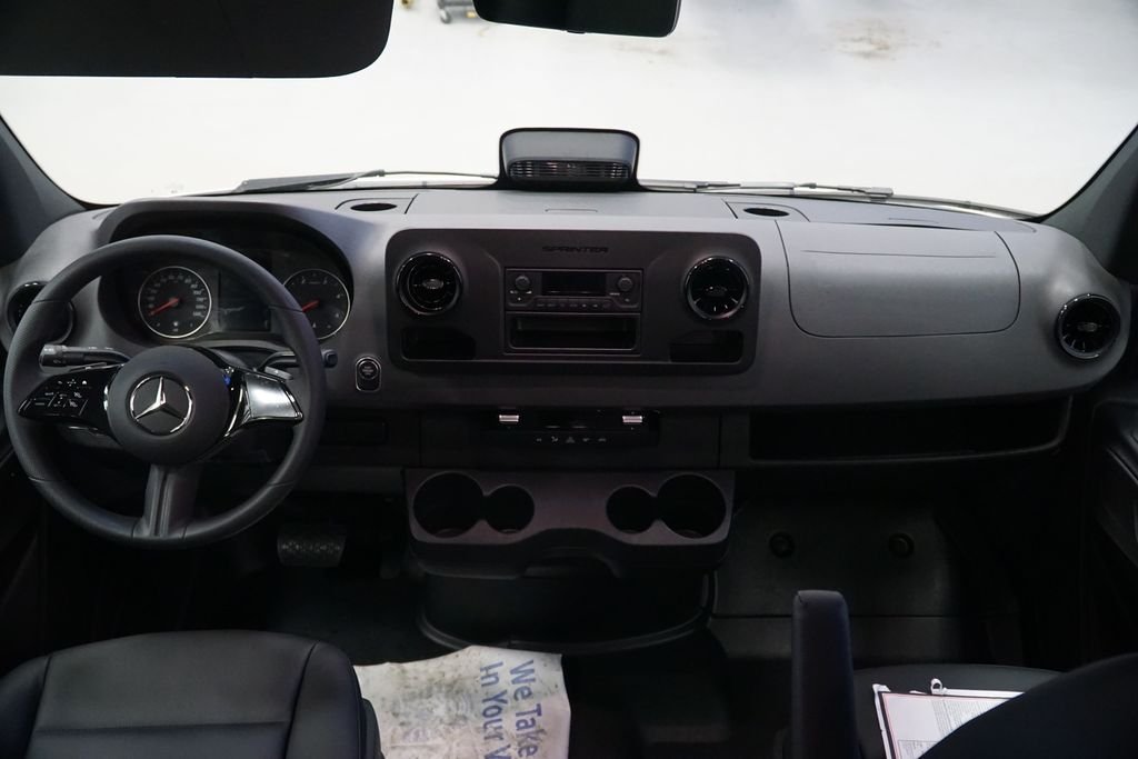 2025 Mercedes-Benz Sprinter Cargo Van Base - Photo 10