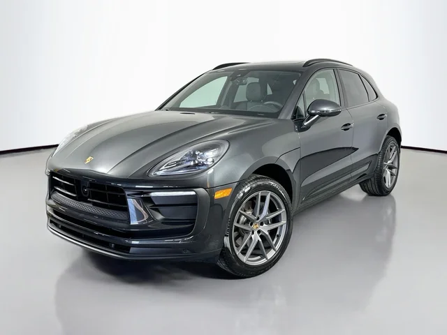2025 Porsche Macan 