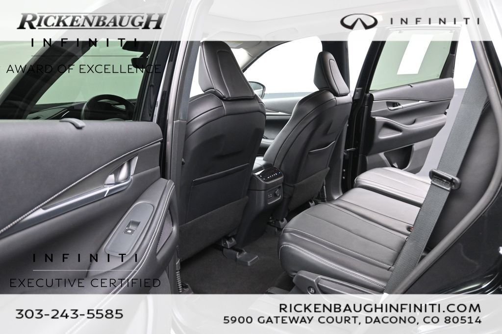 Certified Used 2023 Black INFINITI LUXE image 14