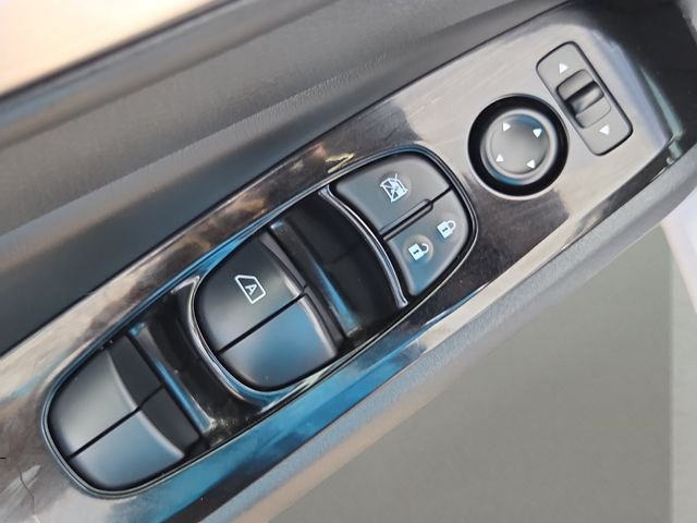 Used 2024 Gray Nissan 2.5 SR image 15