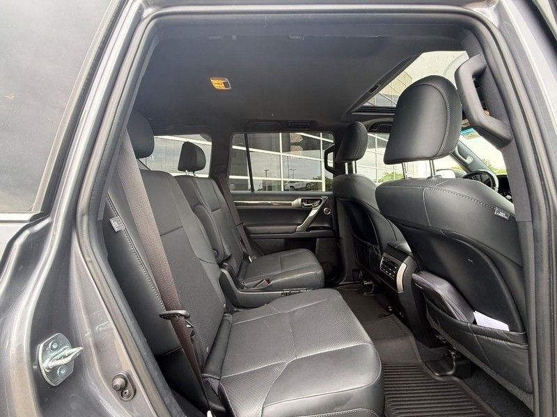 Used 2022 Gray Pearl Lexus 460 Luxury image 11