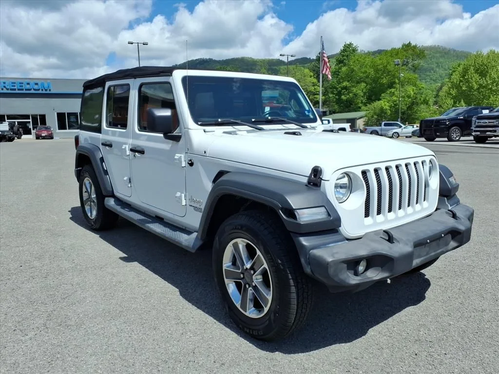 Used 2018 White Jeep Unlimited Sport S image 8