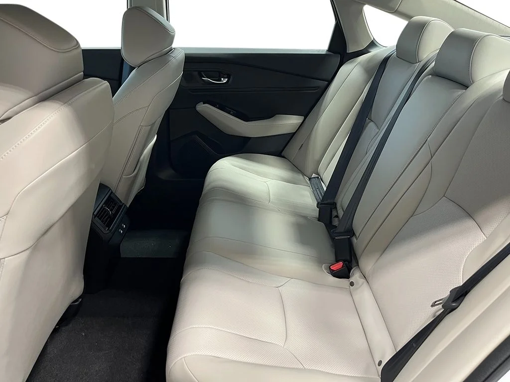 New 2026 Platinum White Pearl Honda Touring Hybrid image 23
