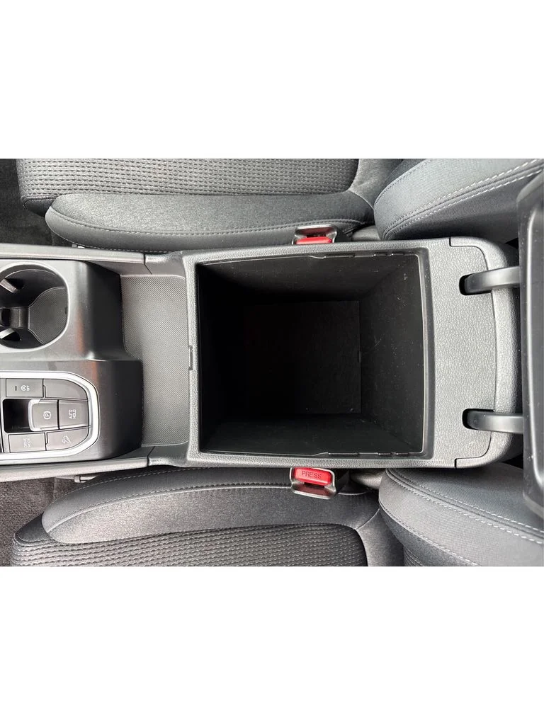 Used 2020 Green Hyundai SEL image 20