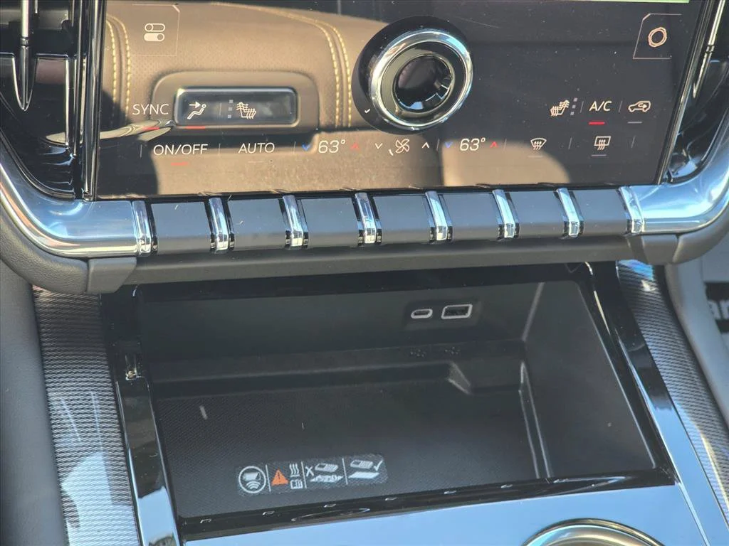 New 2026 Summit White GMC Elevation image 20