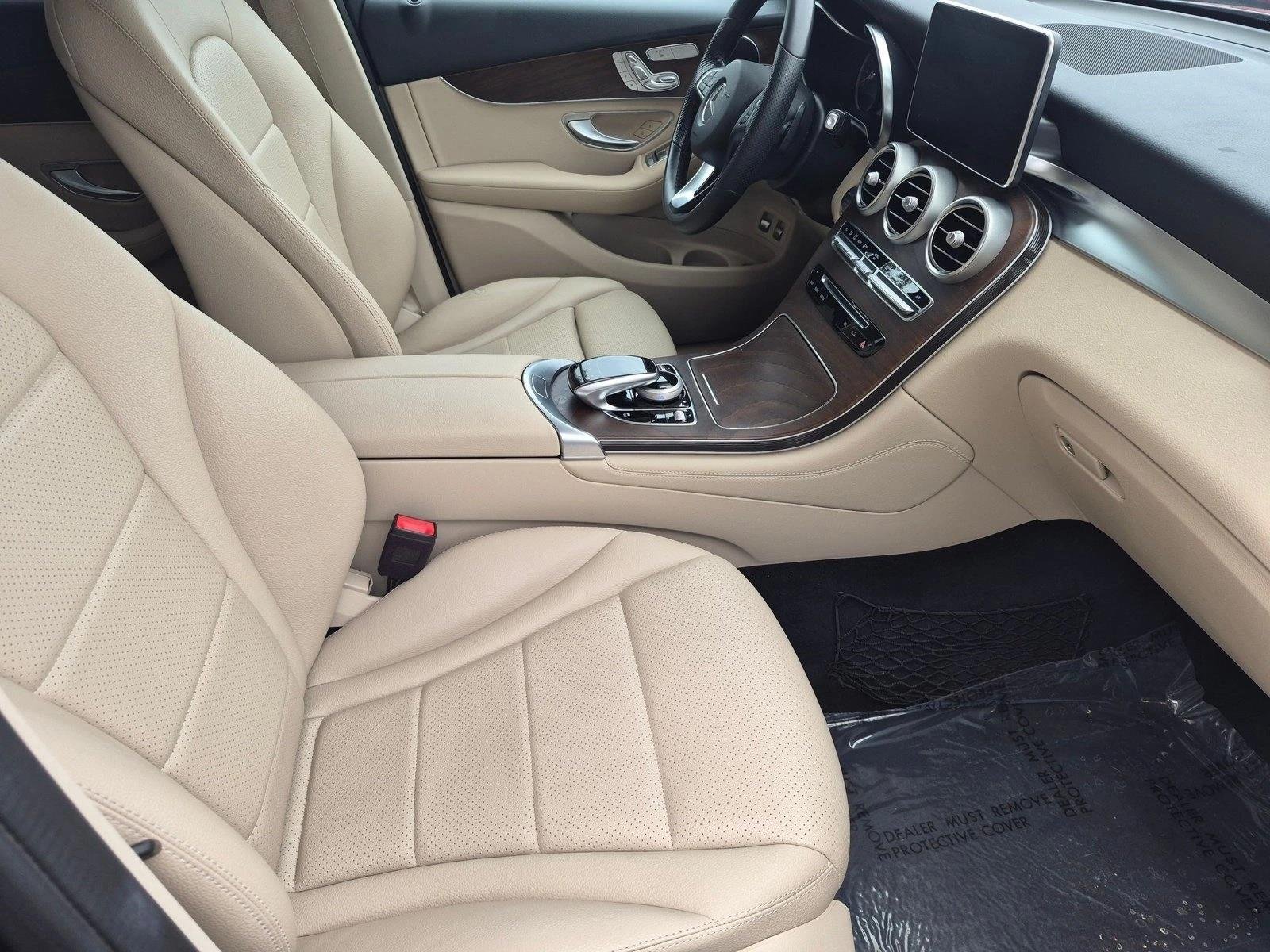 Used 2019 Black Mercedes-Benz GLC 350e image 19