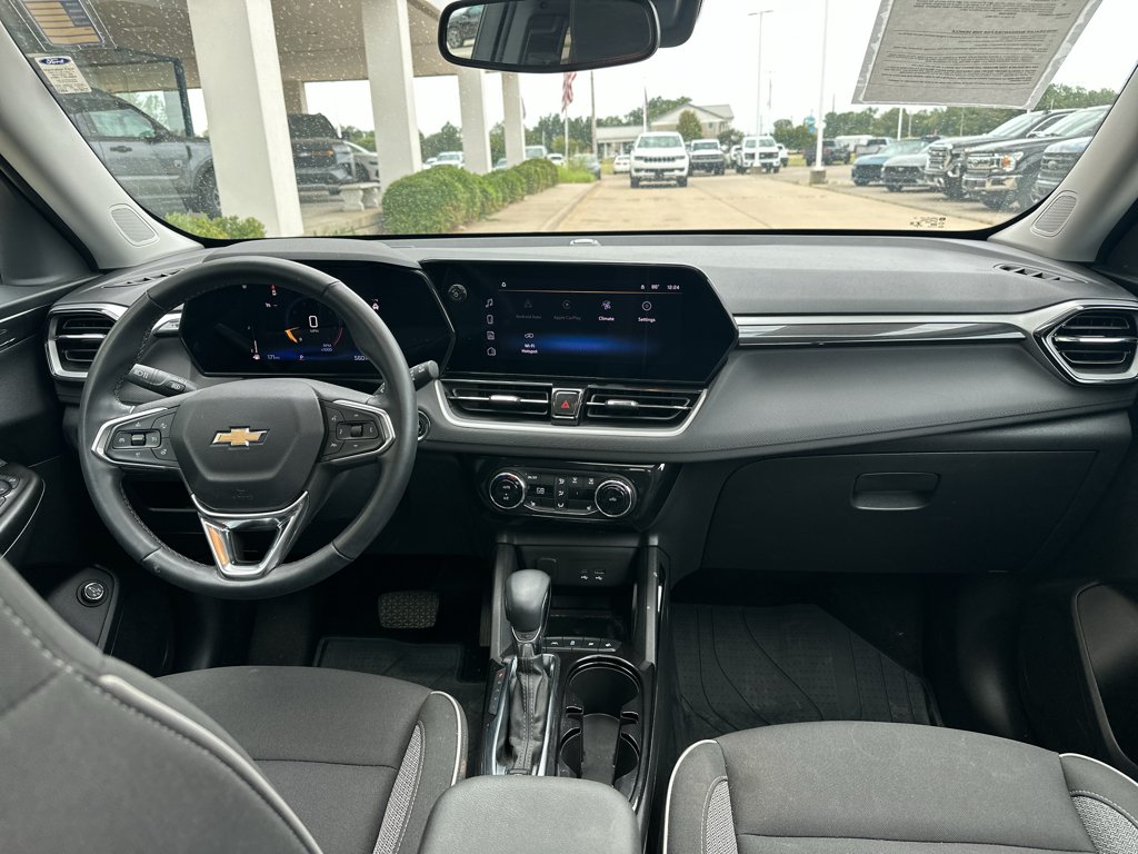 Used 2024 Sterling Gray Metallic Chevrolet LT image 3