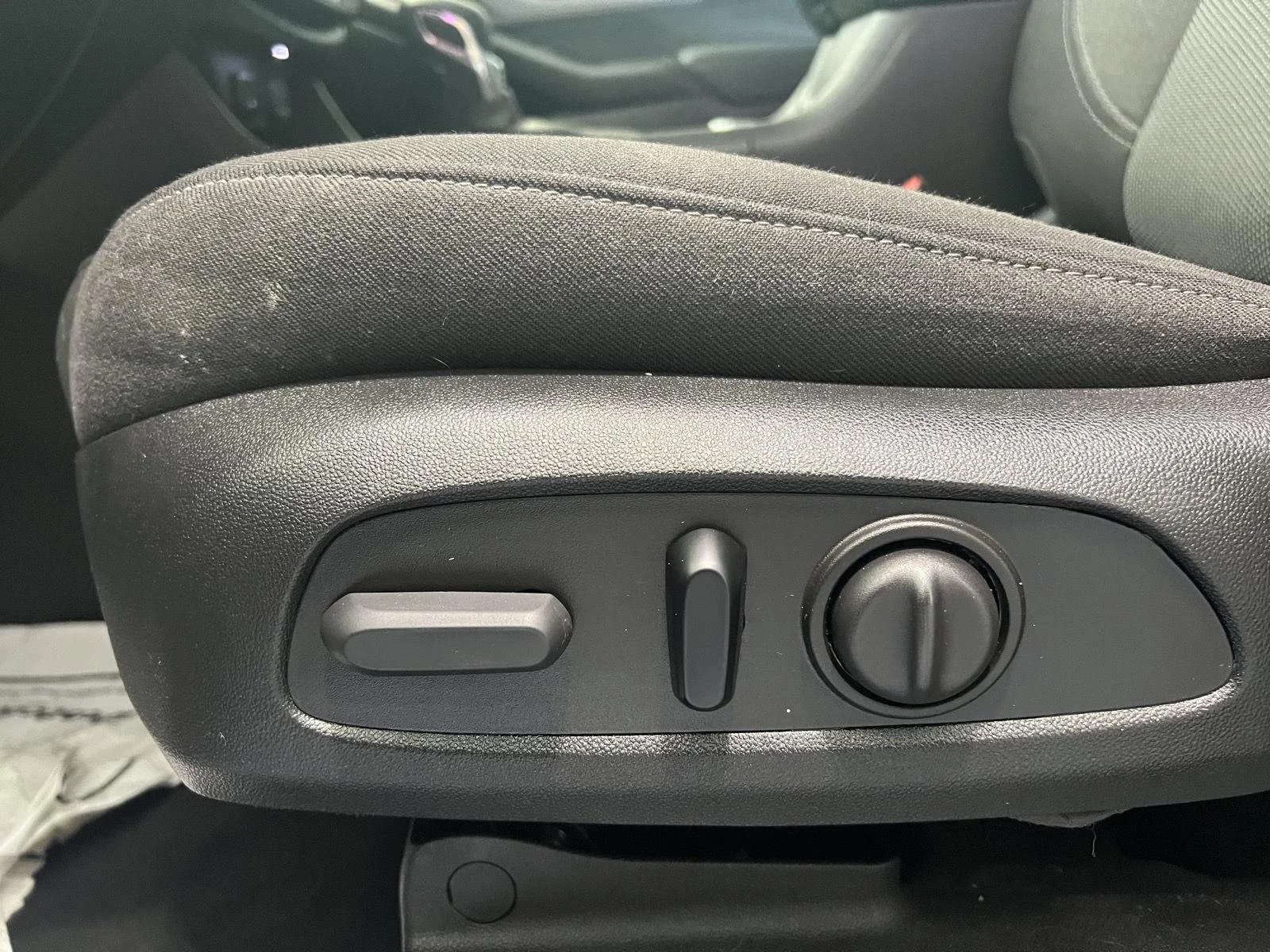Used 2023 Mosaic Black Metallic Chevrolet LT Cloth image 16