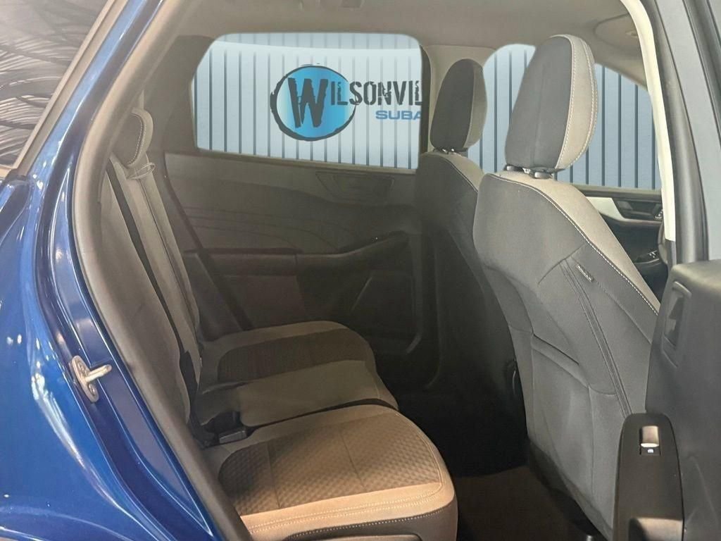Used 2022 Blue Ford SE image 7
