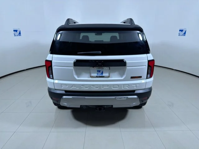 New 2026 PLATINUM WHITE Honda TrailSport Elite Blackout image 4