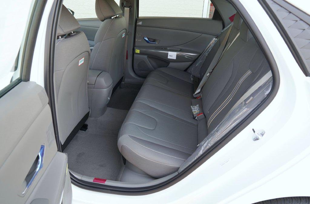 New 2026 Serenity White Hyundai Blue image 19