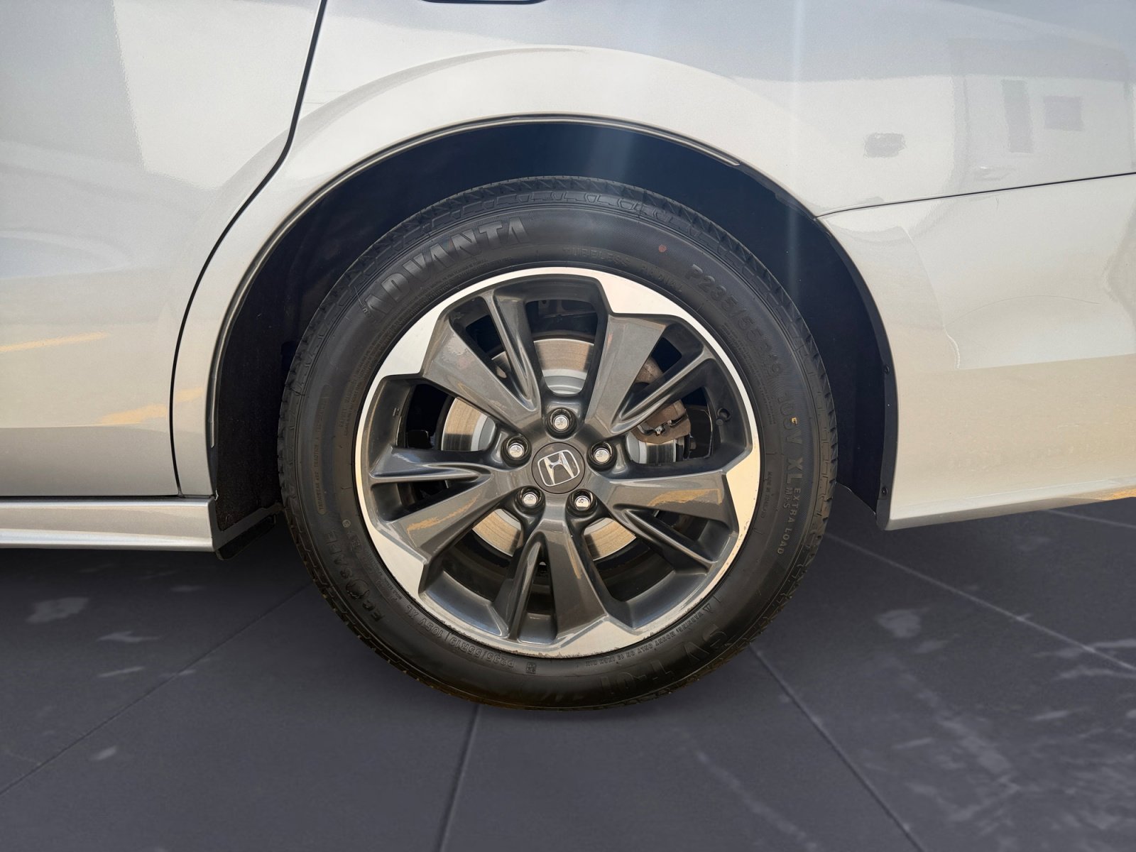 Used 2023 Lunar Silver Metallic Honda Elite image 48