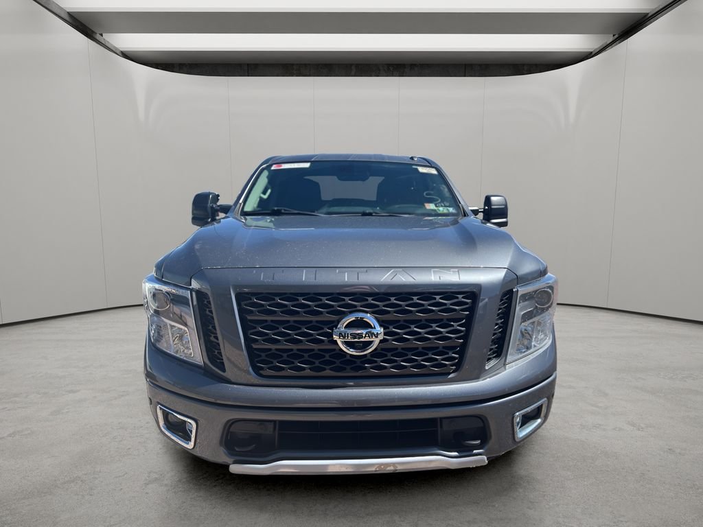 Used 2019 Gun Metallic Nissan PRO-4X image 6