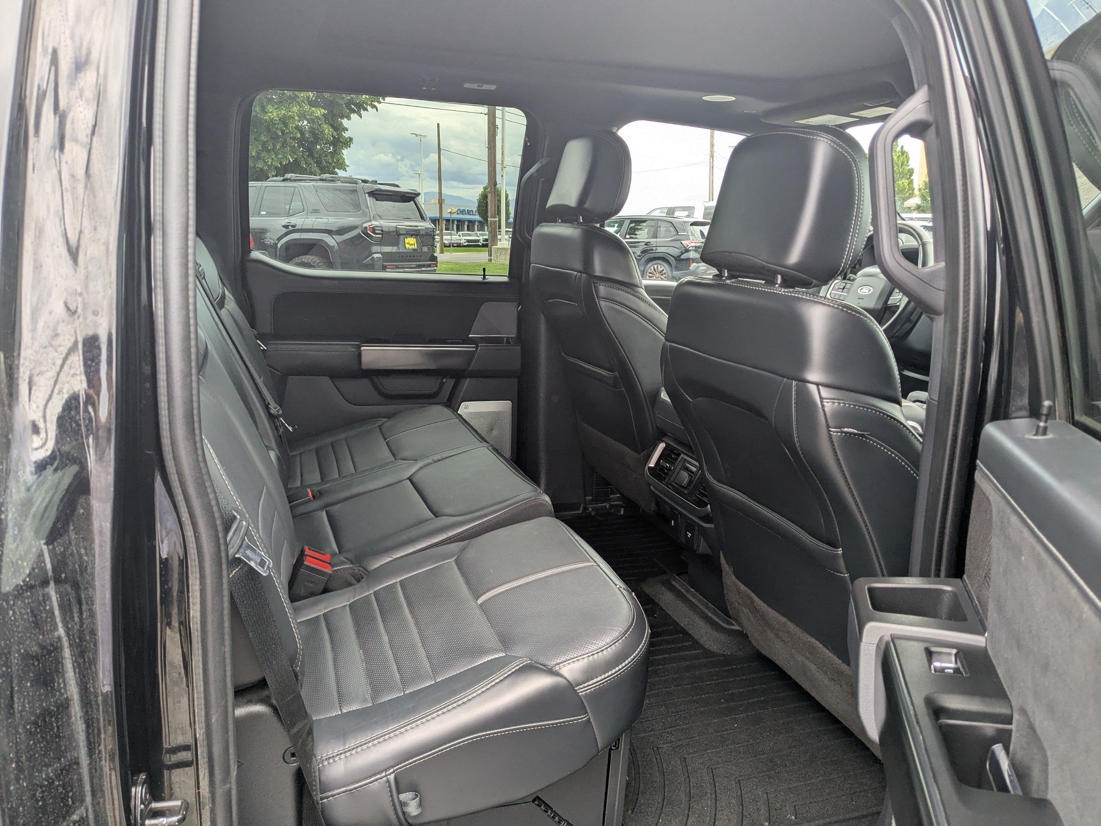 Used 2023 Blue Ford Platinum image 31