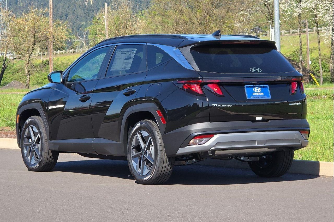 New 2026 Black Hyundai SEL image 5