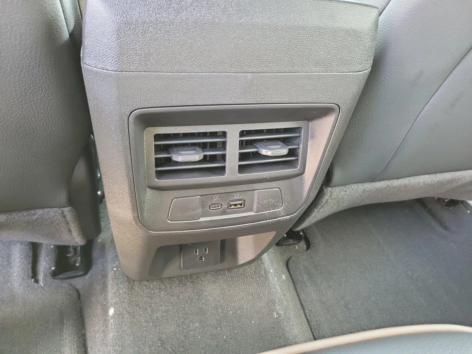 2026 GMC Canyon Denali - Photo 8