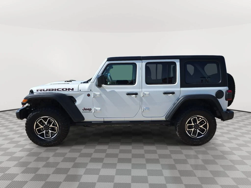Used 2024 Bright White Clearcoat Jeep Rubicon image 38