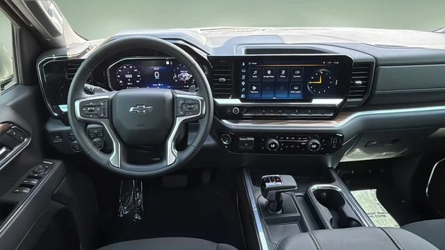 Used 2026 Summit White Chevrolet LT Trail Boss image 10