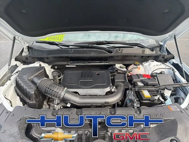 Used 2025 Summit White Chevrolet 2LT image 11