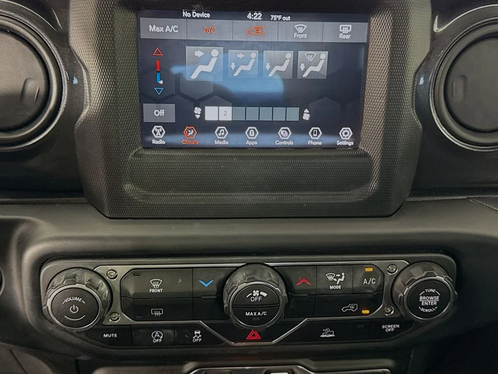 Used 2022 Black Jeep Unlimited Sport Altitude image 15