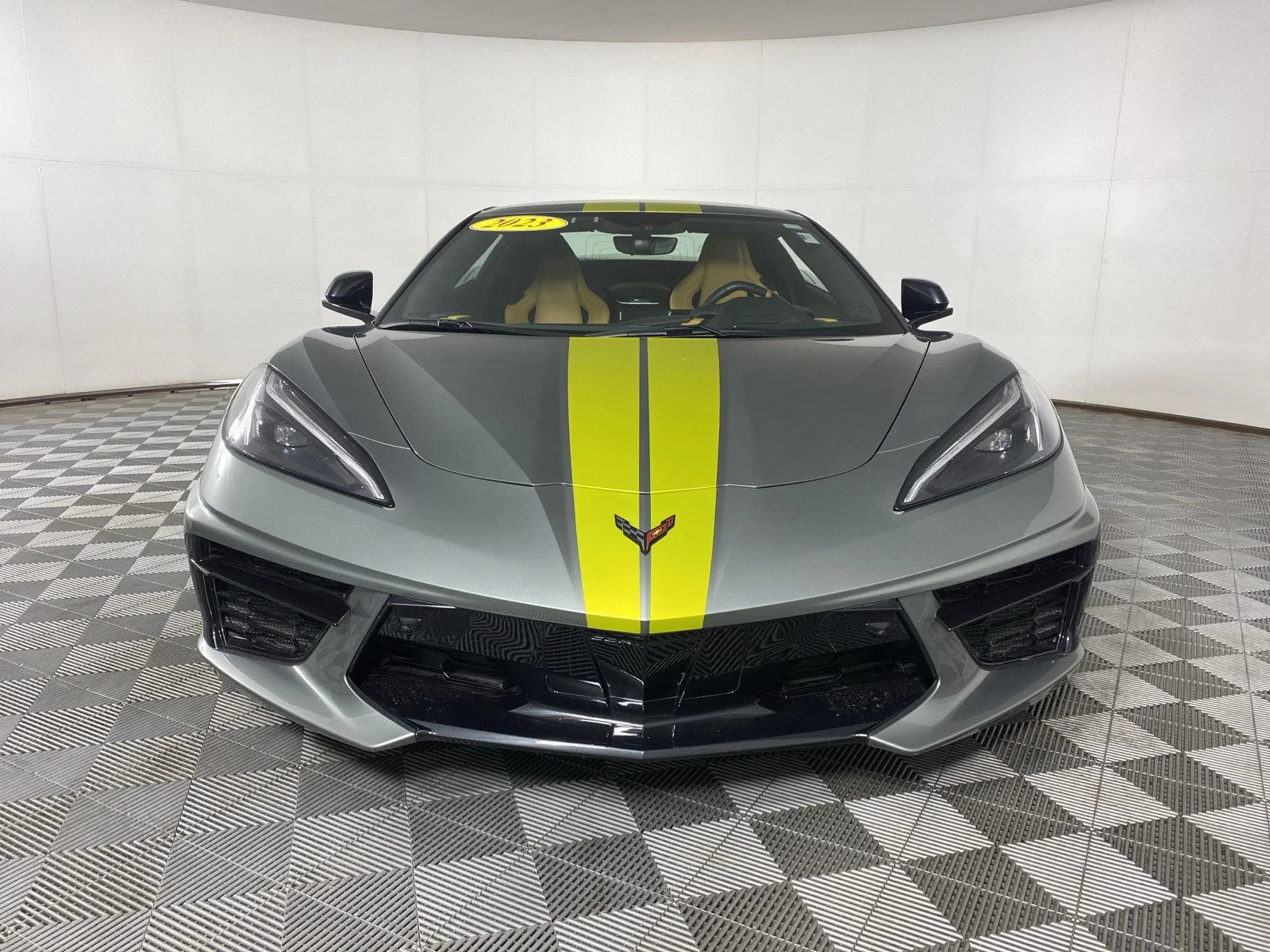 Used 2023 Hypersonic Gray Metallic Chevrolet 2LT image 2