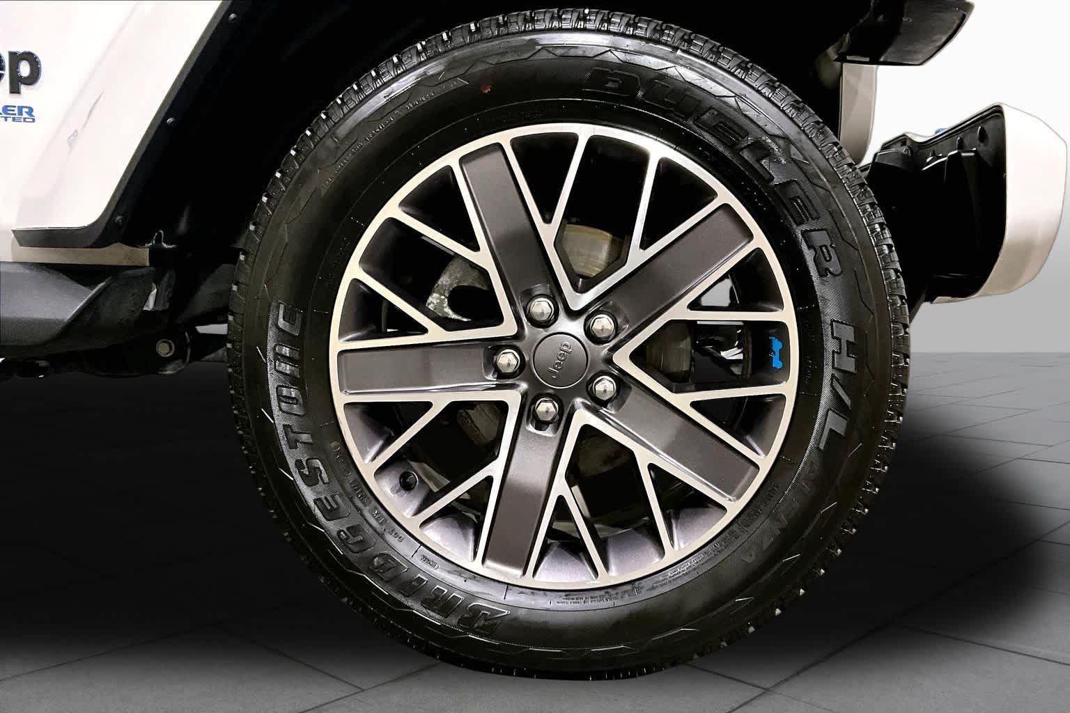 Used 2022 Bright White Clearcoat Jeep Unlimited Sahara High Altitude image 10