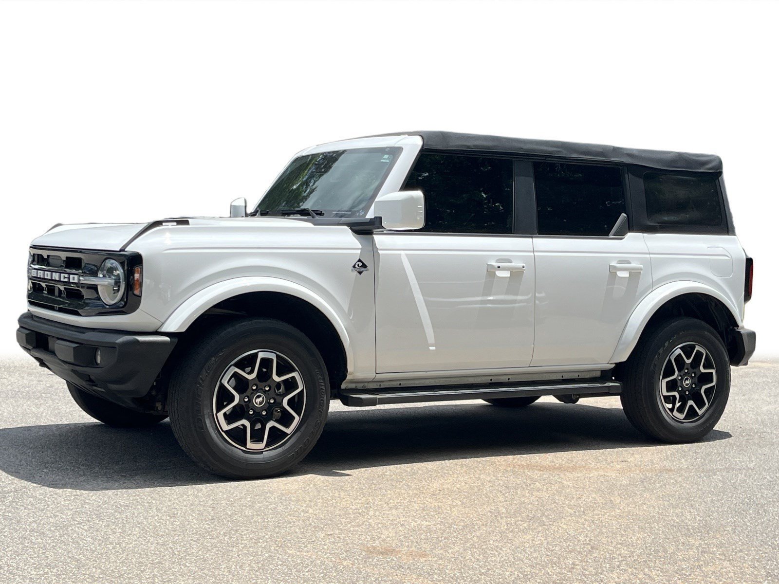 Used 2022 Oxford White Ford Outer Banks image 23
