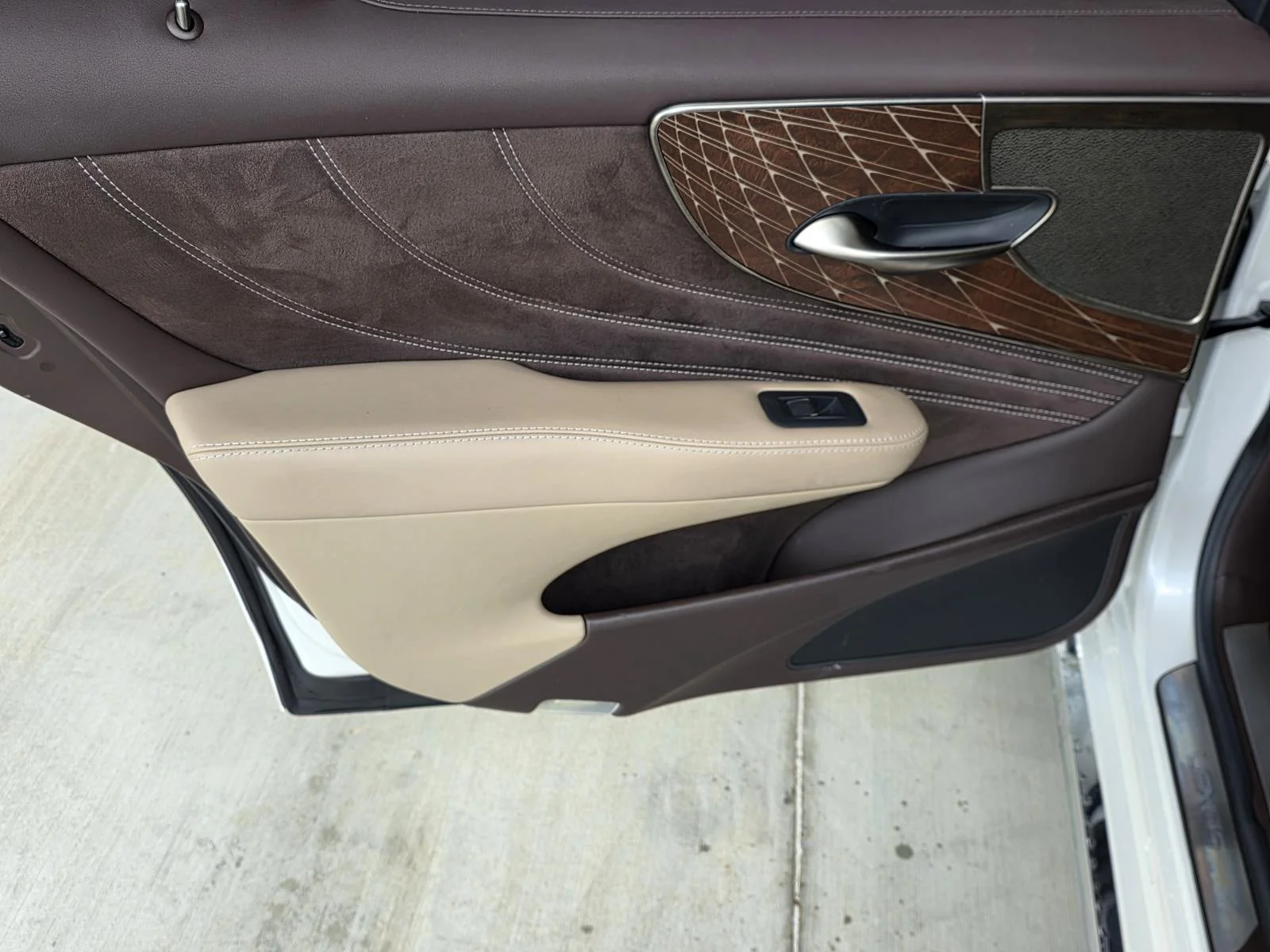 2020 Lexus LS Base - Photo 34