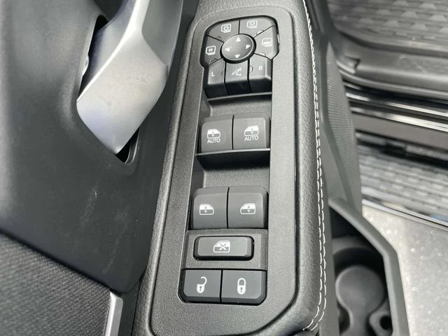 2025 RAM 2500 Big Horn - Photo 16
