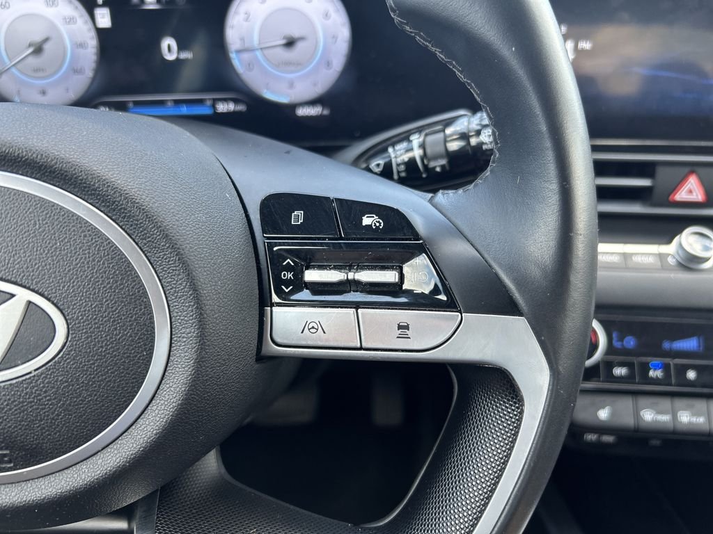 2024 Hyundai Elantra Limited - Photo 29