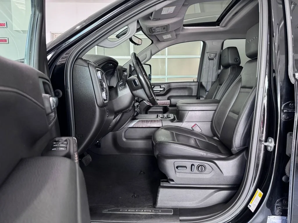 Certified Used 2023 Ebony Twilight Metallic GMC Denali image 13