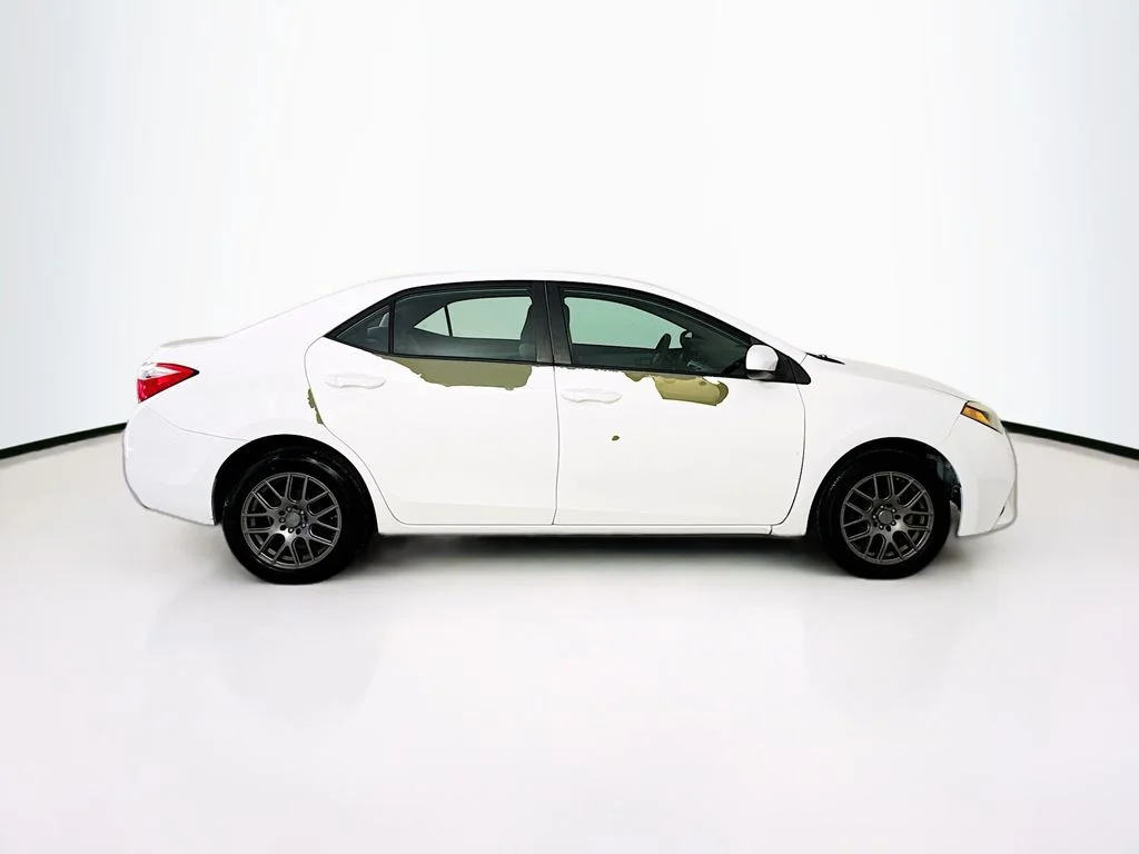 Used 2015 Super White Toyota LE image 8