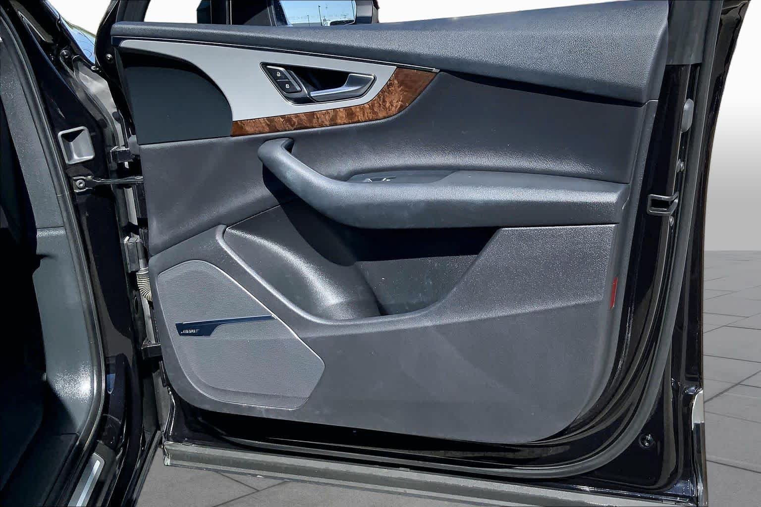 Used 2019 Orca Black Metallic Audi Premium Plus image 23