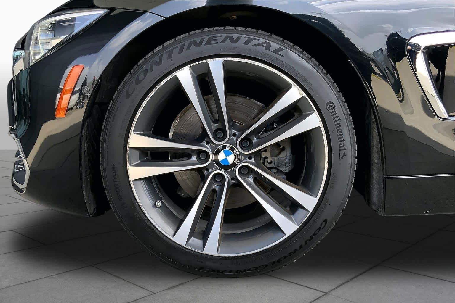 Used 2020 Black Sapphire Metallic BMW 430i image 11