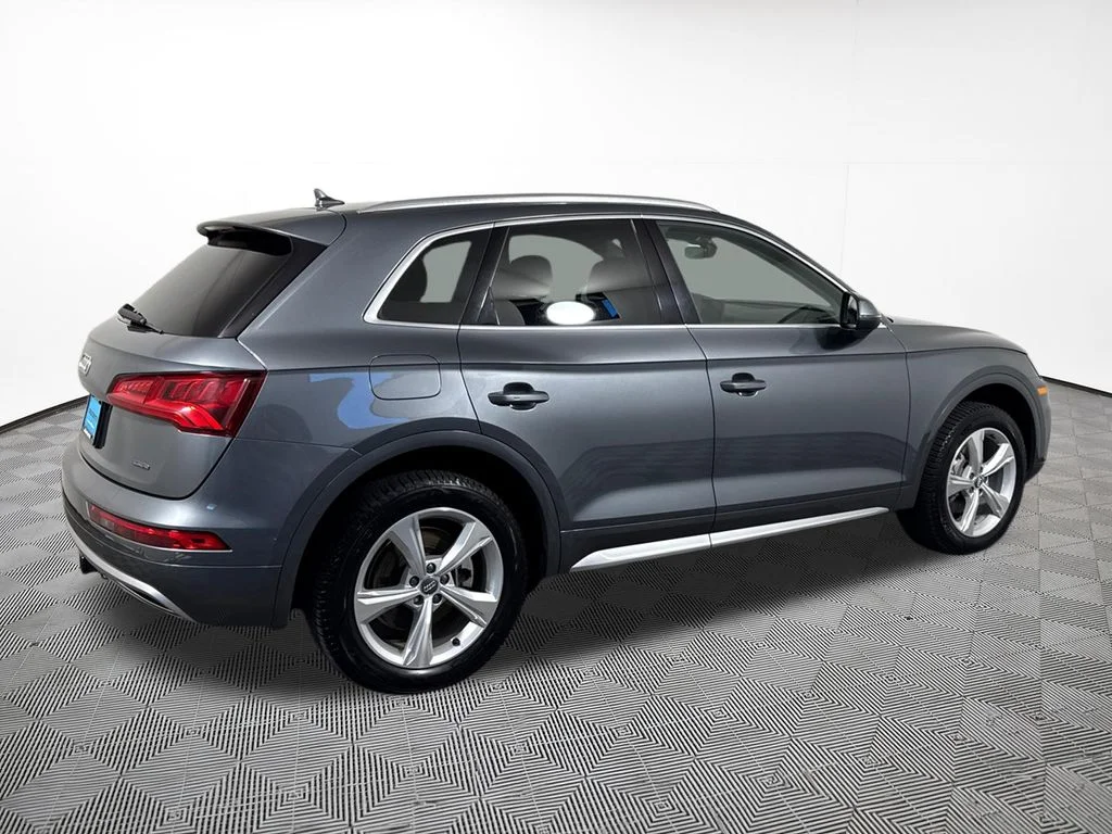 Used 2020 Gray Audi 45 Premium image 9